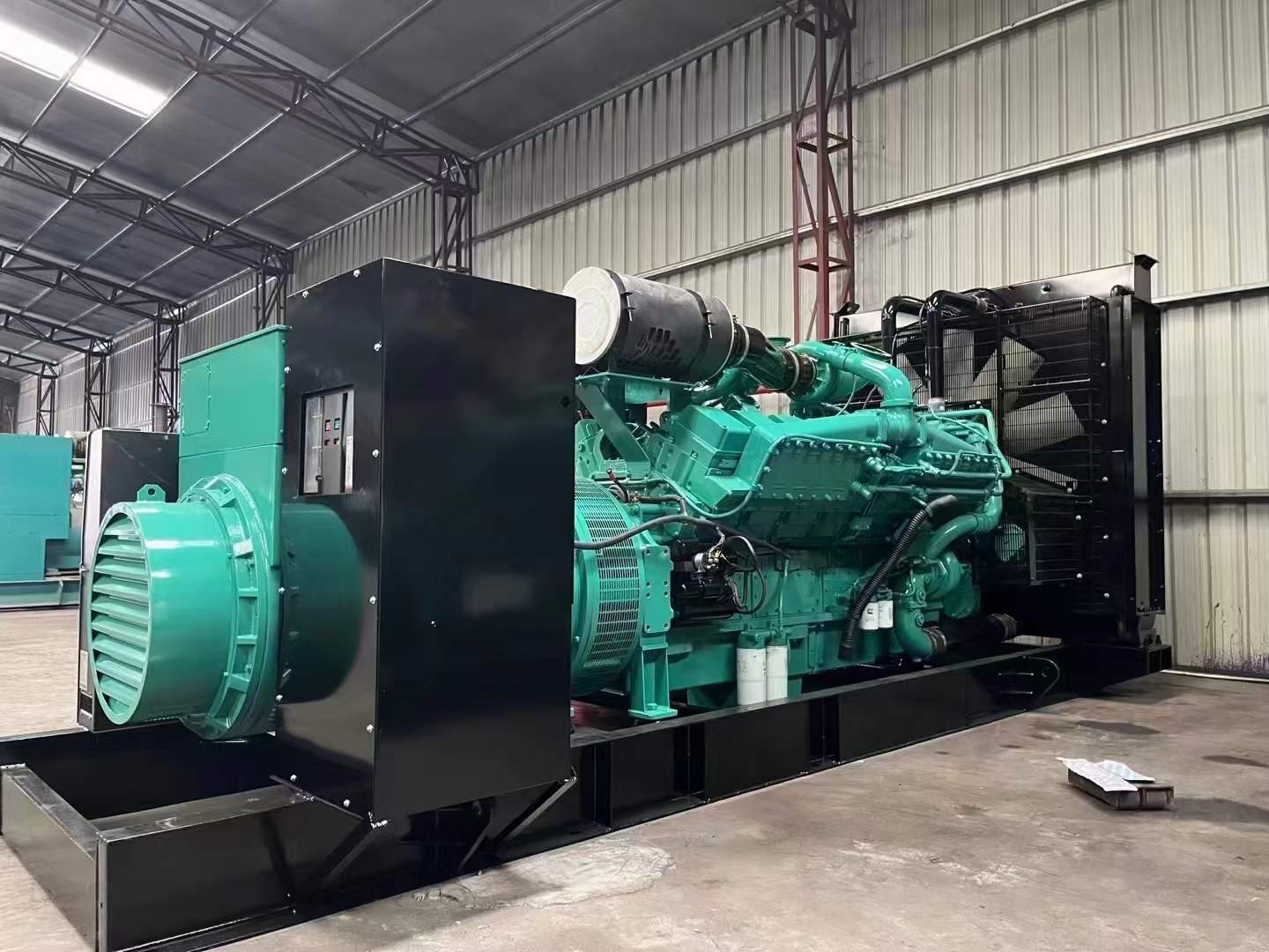 黔西如何评估无功补偿装置的性能和效果？